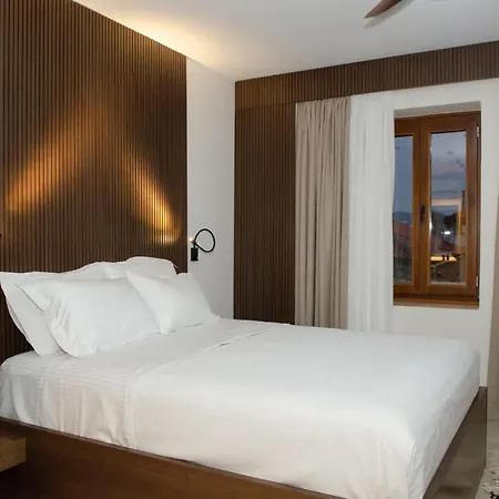 Leone Suites Nafpaktos Exteriér fotografie